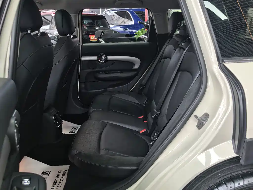 MINI Mini Clubman — миниатюра 6