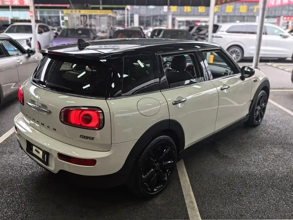MINI Mini Clubman — миниатюра 12