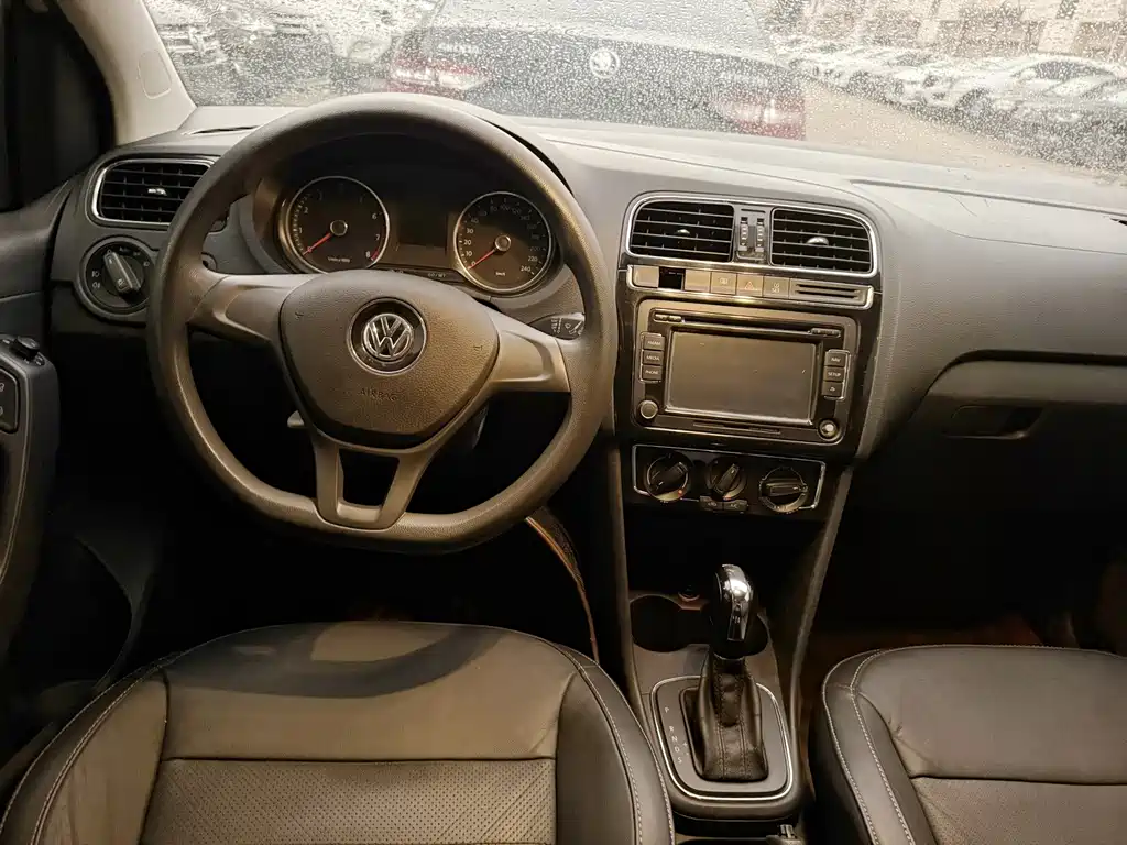 Volkswagen Polo — миниатюра 4