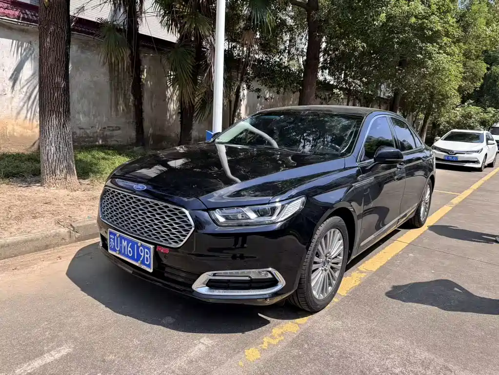 Ford Taurus
