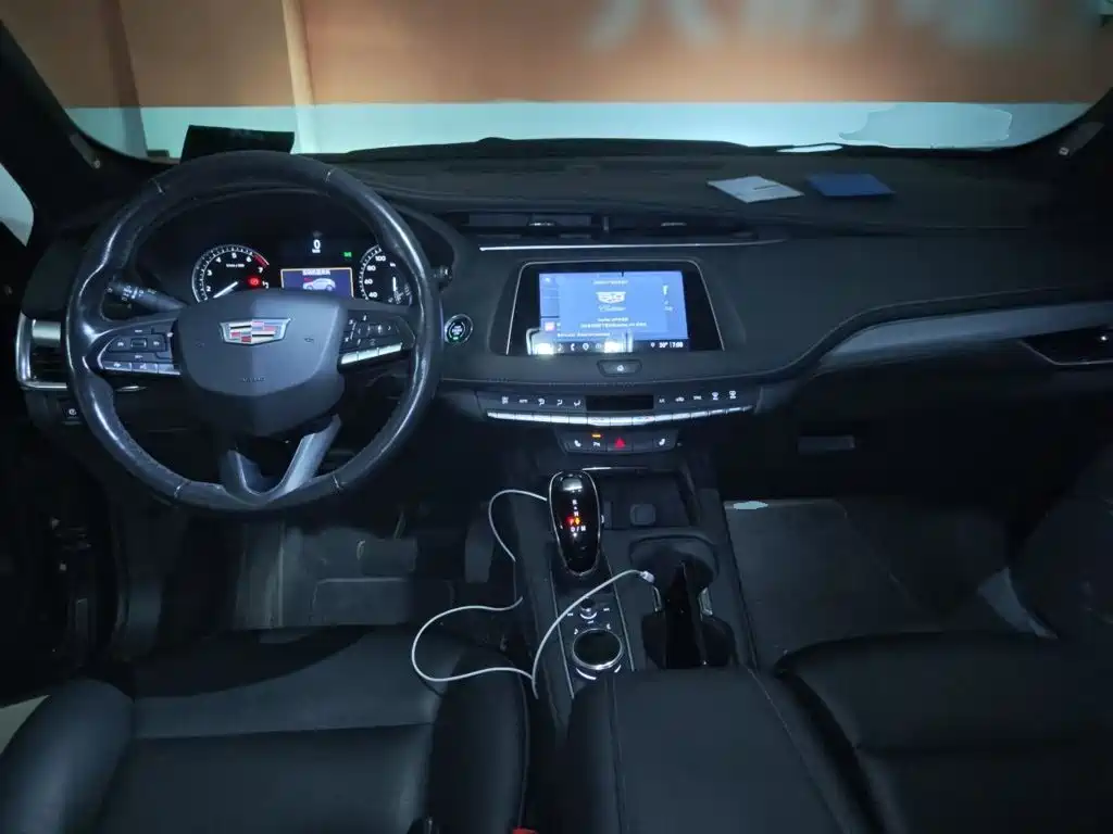 Cadillac XT4 — миниатюра 10