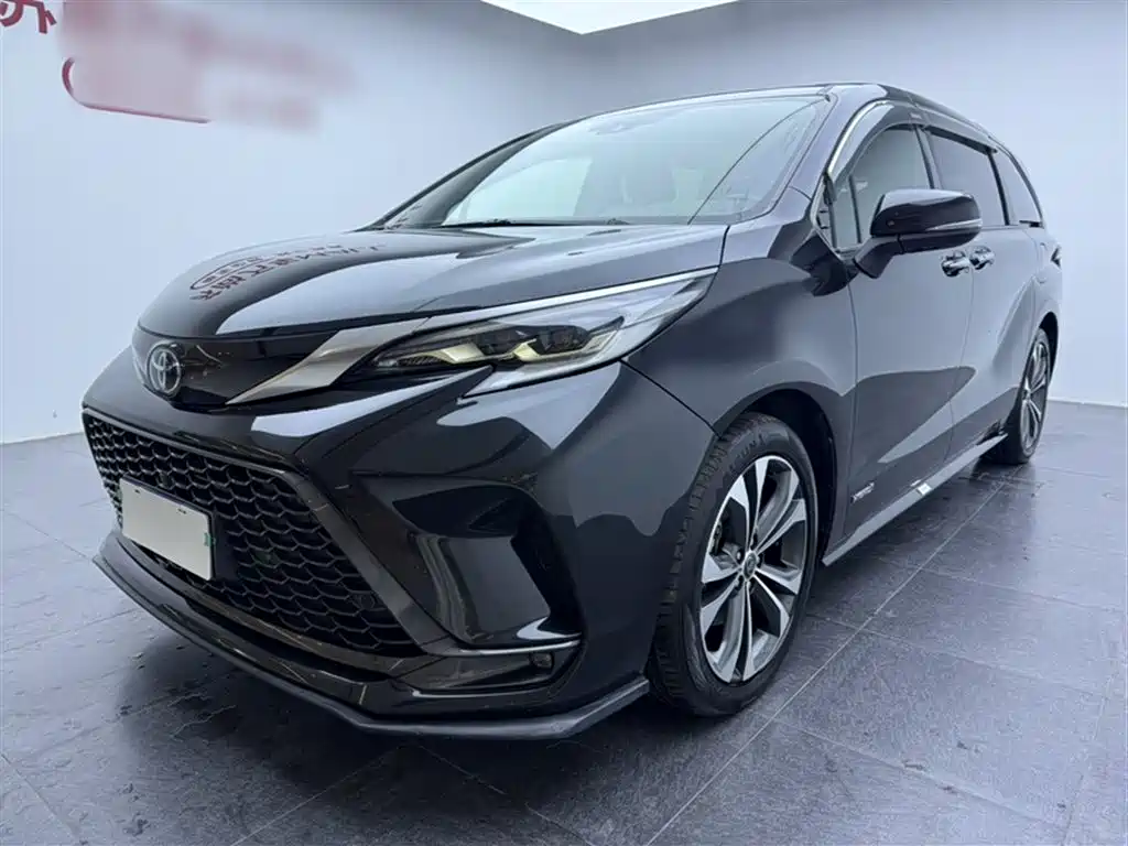 Toyota Granvia 2023