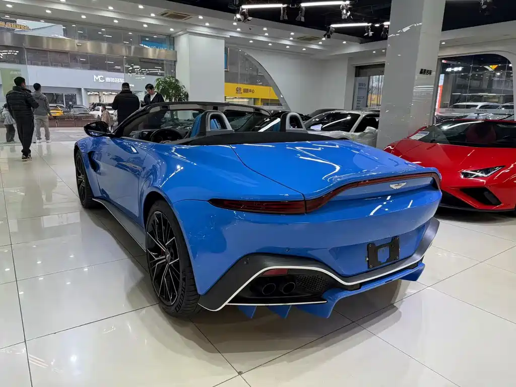Aston Martin V8 Vantage — миниатюра 4