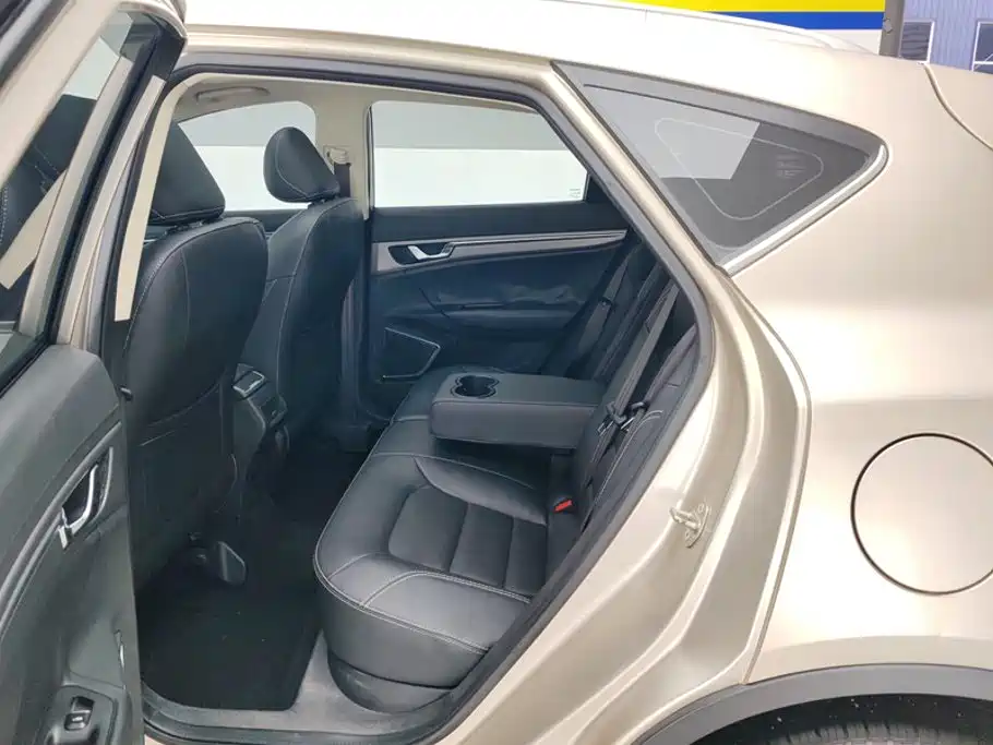 Geely Emgrand GS — миниатюра 11
