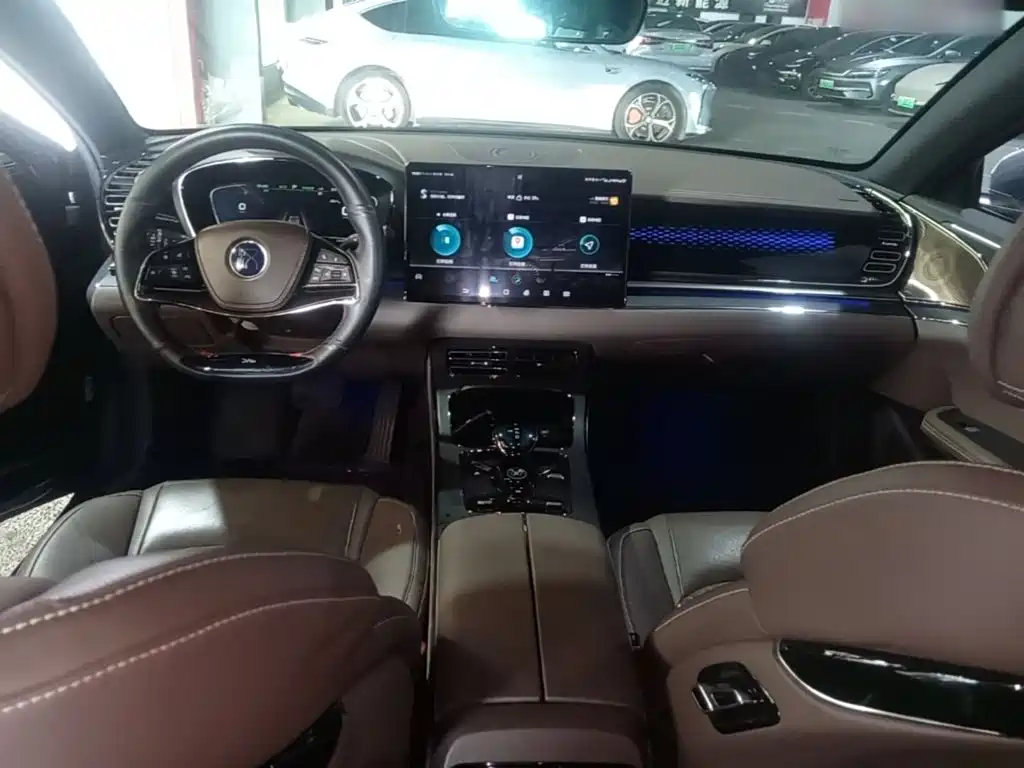BYD Han — миниатюра 10