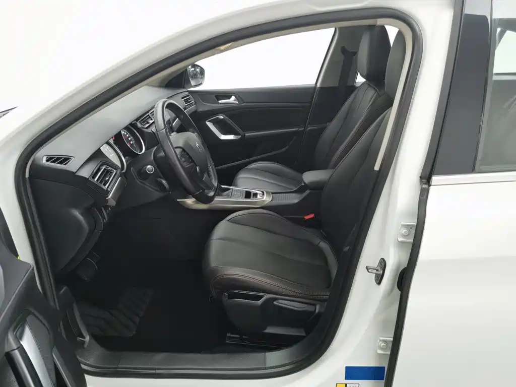Peugeot 408 — миниатюра 10