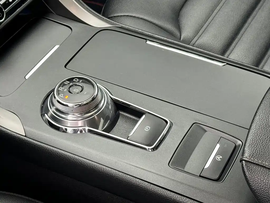 Ford Mondeo — миниатюра 12