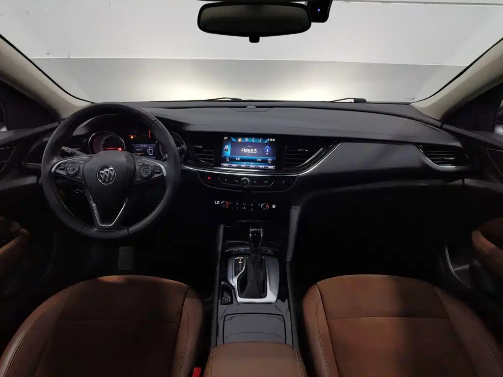 Buick Regal — миниатюра 5