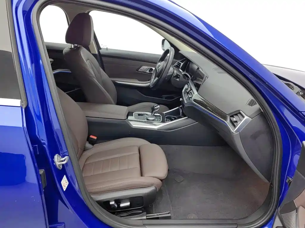 BMW 3 Series — миниатюра 23