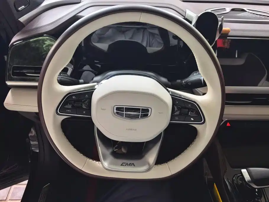 Geely Xingyue L — миниатюра 15