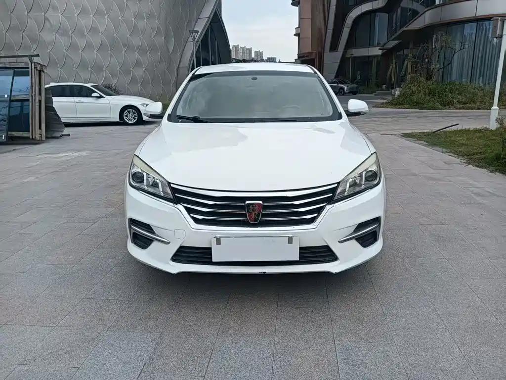 Roewe 360 — миниатюра 2