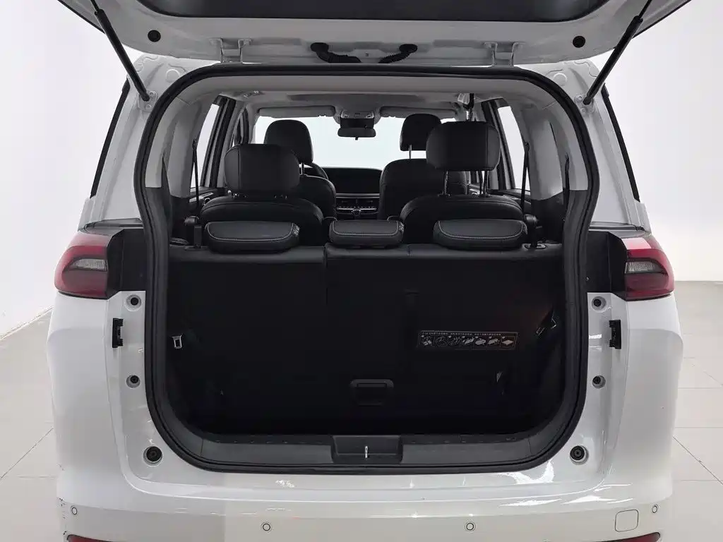GAC Motor Trumpchi M6 — миниатюра 16