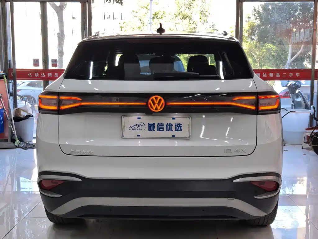 Volkswagen ID.4 X — миниатюра 12