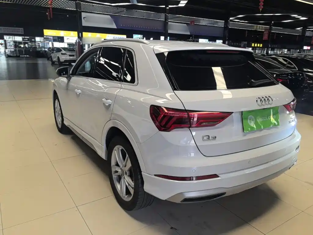 Audi Q3 — миниатюра 5