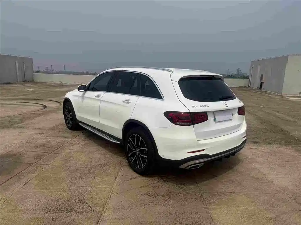 Mercedes-Benz GLC — миниатюра 9