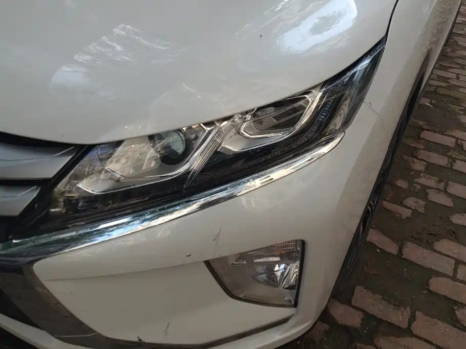 Mitsubishi Eclipse Cross — миниатюра 5