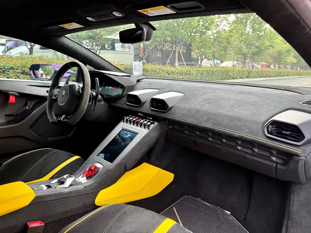Lamborghini Huracán — миниатюра 5