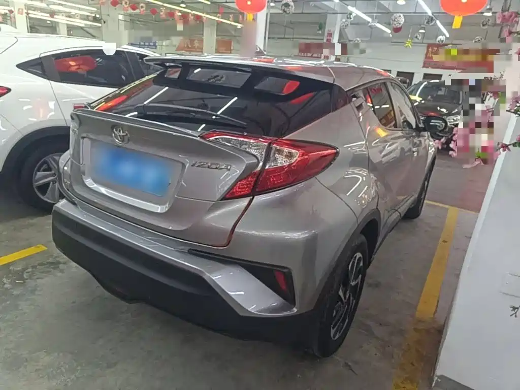 Toyota IZOA — миниатюра 7
