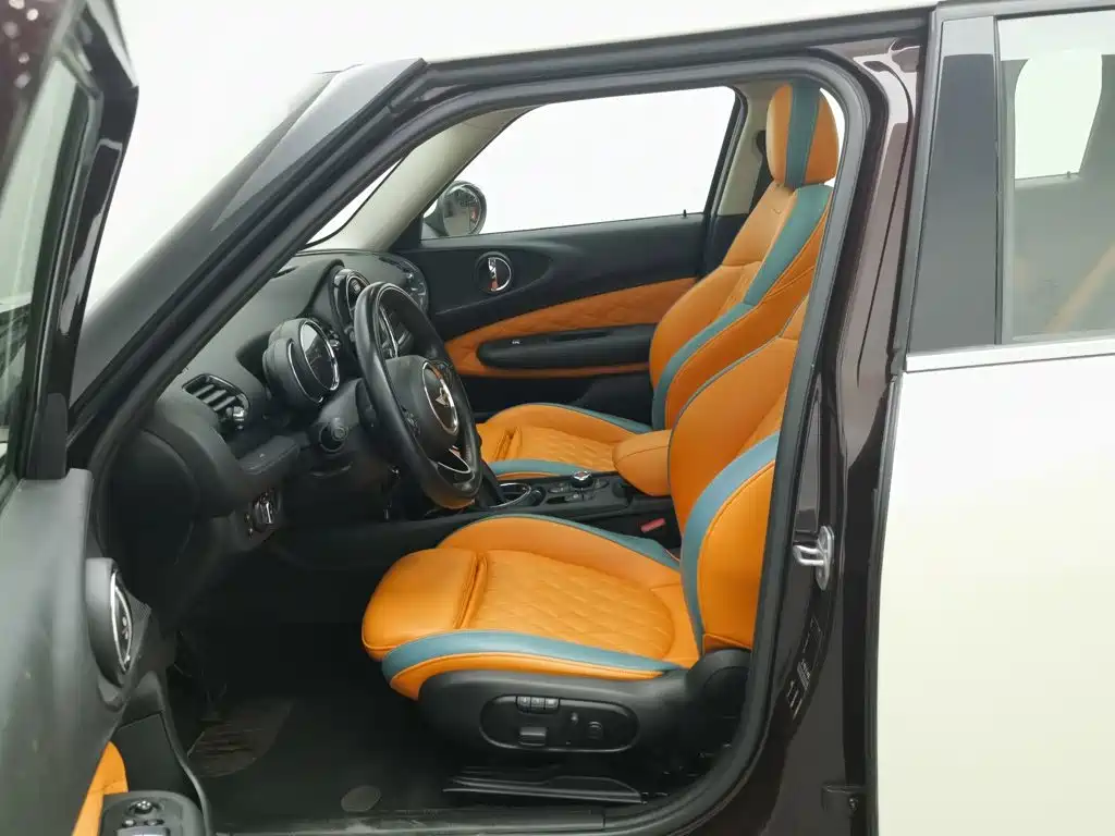 MINI Mini Clubman — миниатюра 10