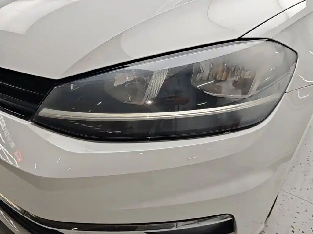 Volkswagen Golf — миниатюра 24