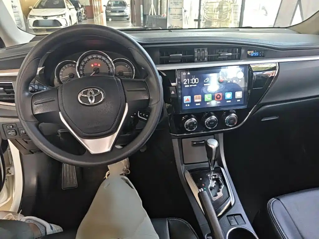 Toyota Corolla — миниатюра 10