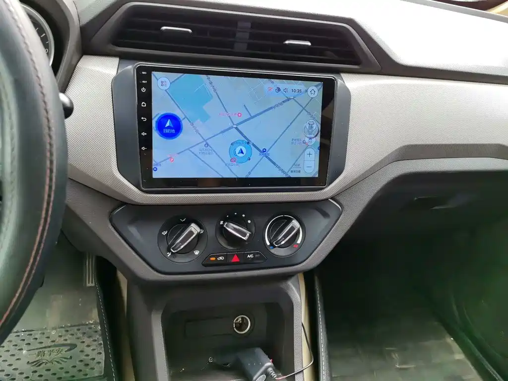 Wuling Hongguang — миниатюра 9