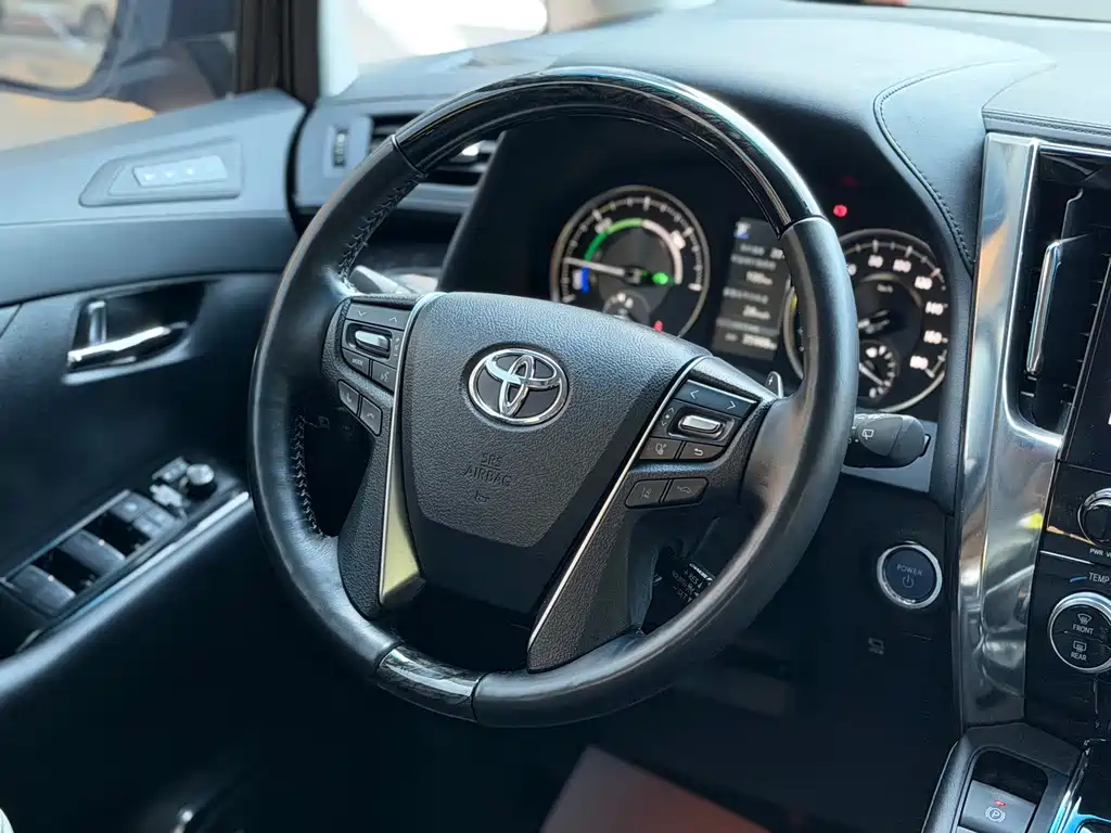 Toyota Vellfire — фотографии объявления, Фото 13