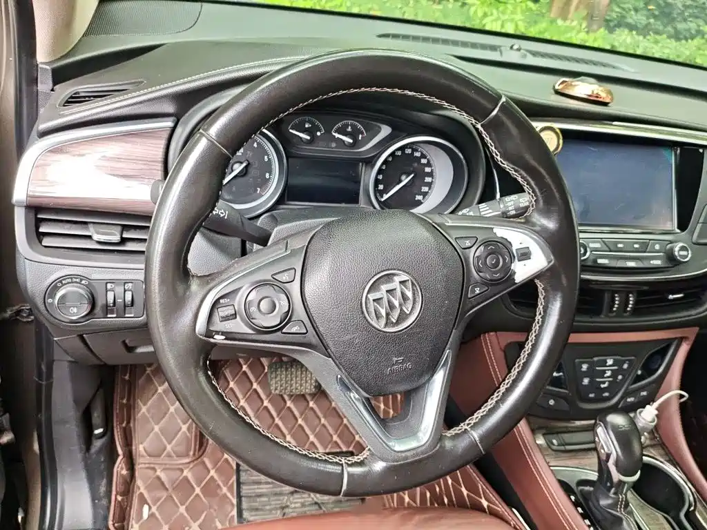 Buick Envision Plus — миниатюра 3