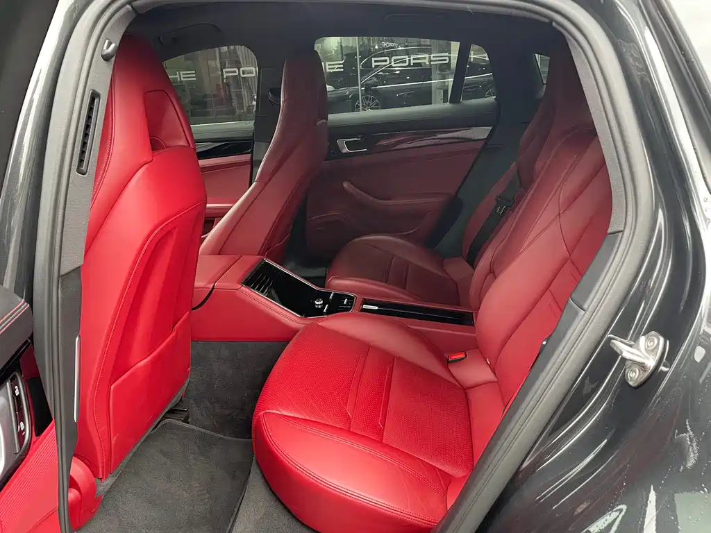 PORSCHE PANAMERA NEW ENERGY