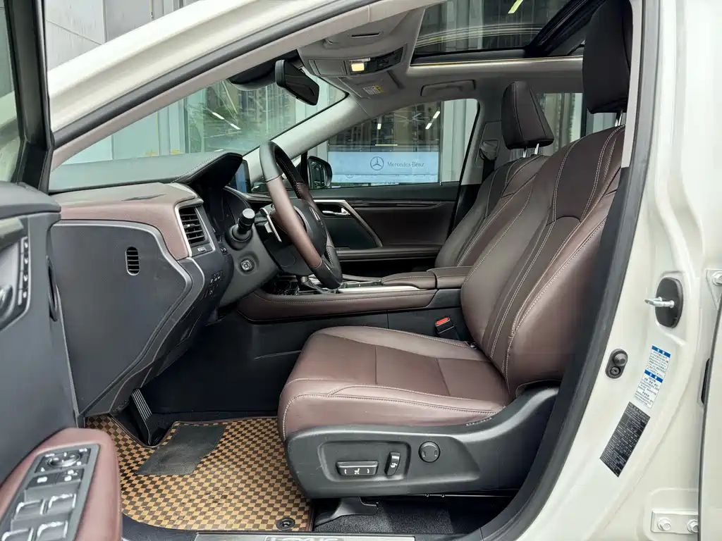 Lexus RX — миниатюра 7