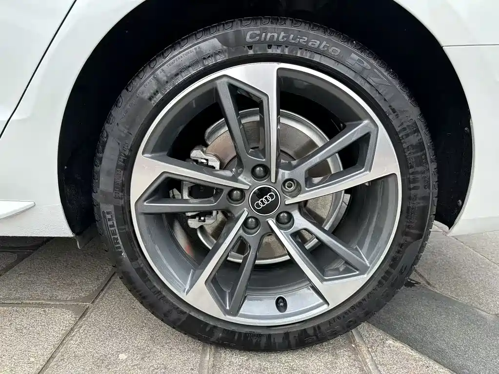 Audi A4L — миниатюра 28