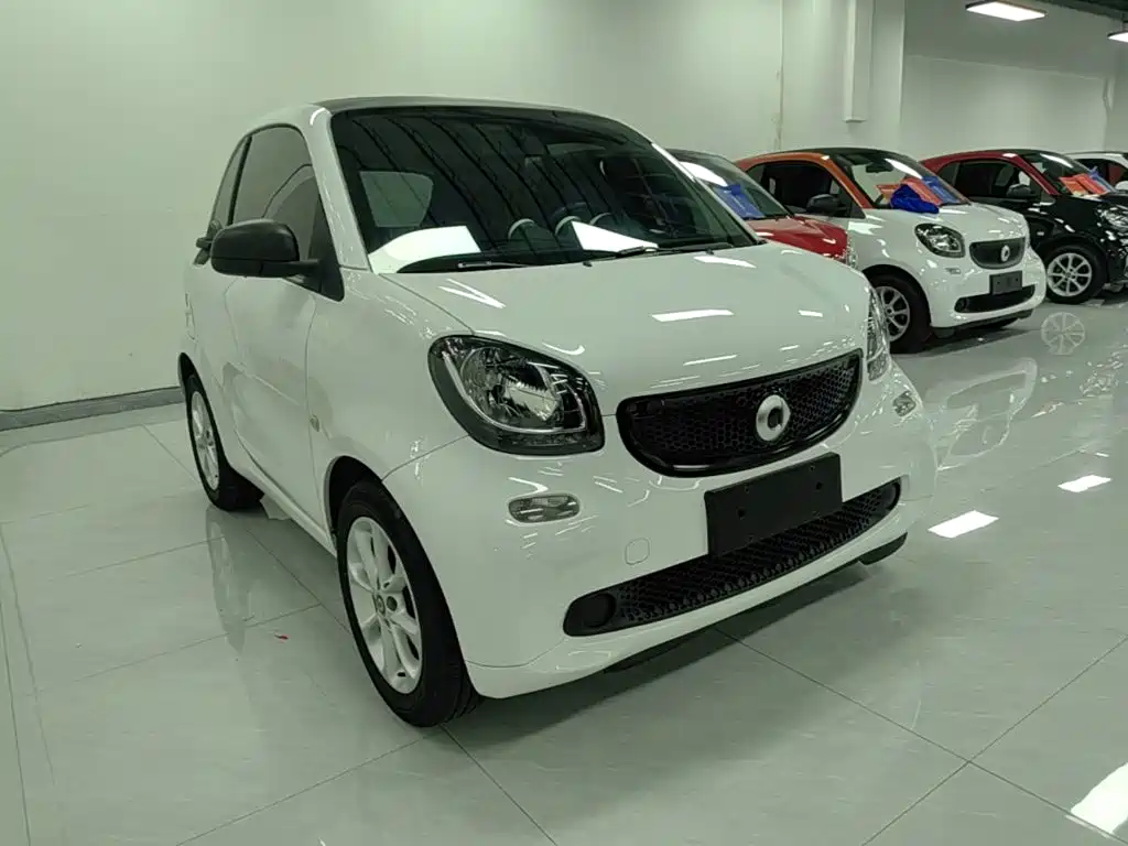 smart Smart Fortwo — миниатюра 4