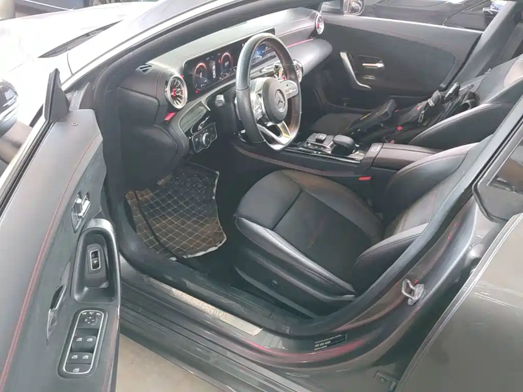 Mercedes-Benz CLA (Import) — миниатюра 16