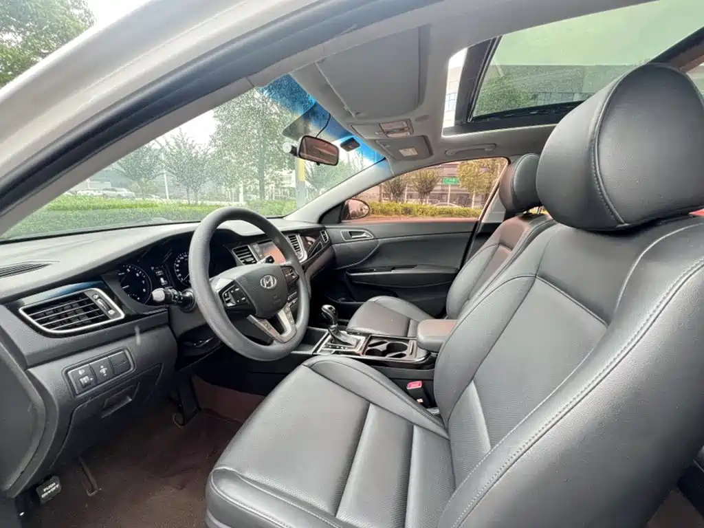 Hyundai Mistra — миниатюра 9