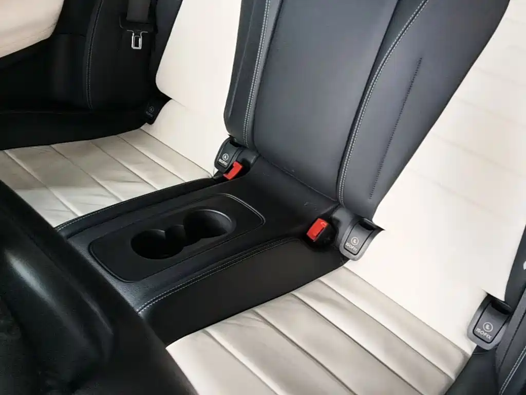 Mercedes-Benz E-Class (Import) — миниатюра 17