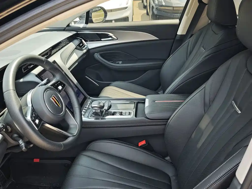 Hongqi Hongqi H5 — миниатюра 7