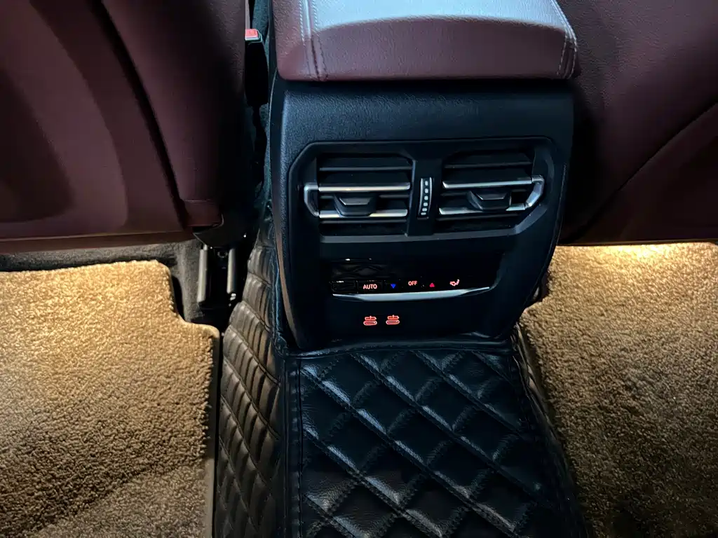 BMW 3 Series — миниатюра 11