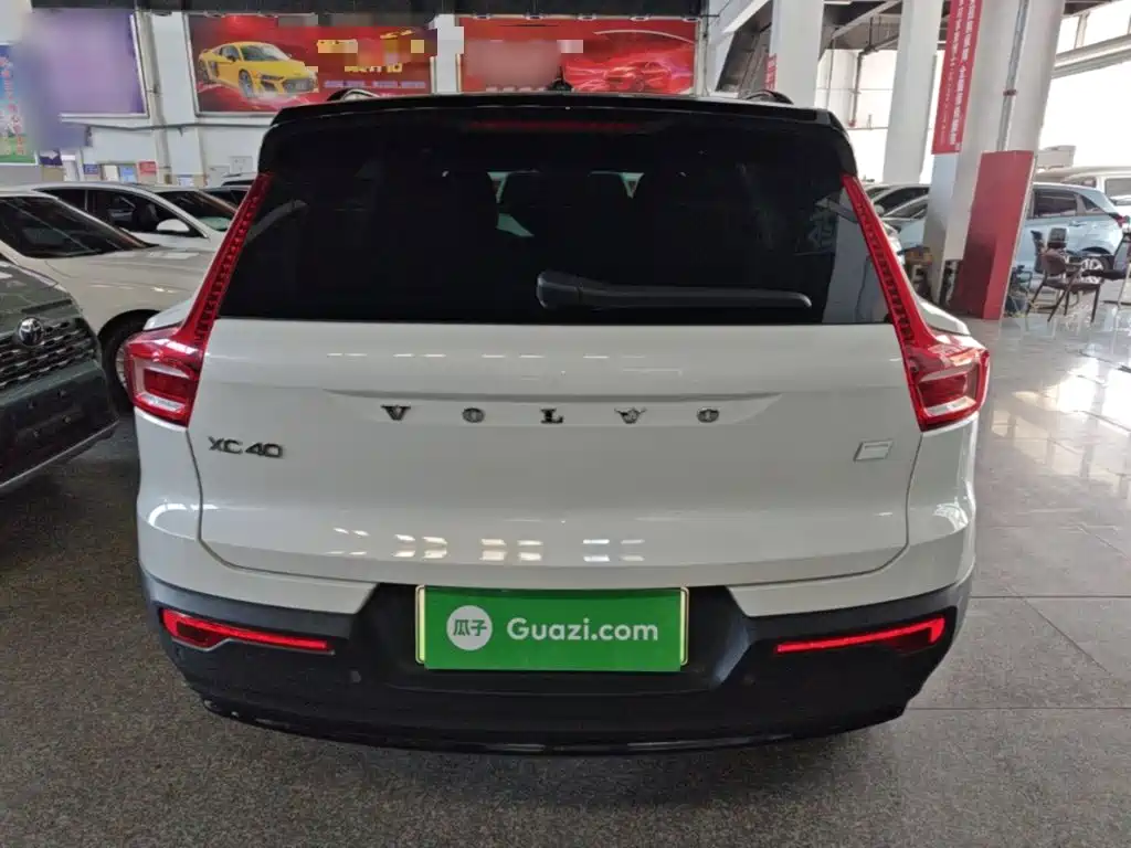 Volvo XC40 NEV — миниатюра 6