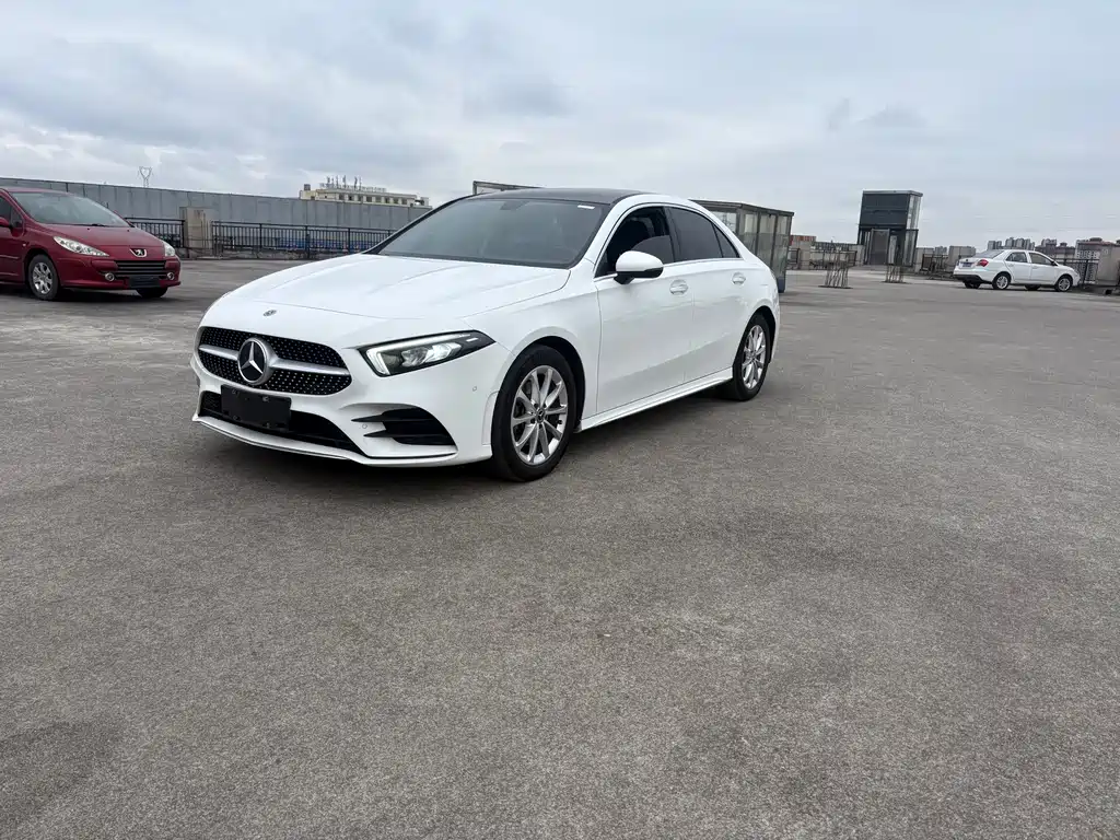 MERCEDES-BENZ A CLASS