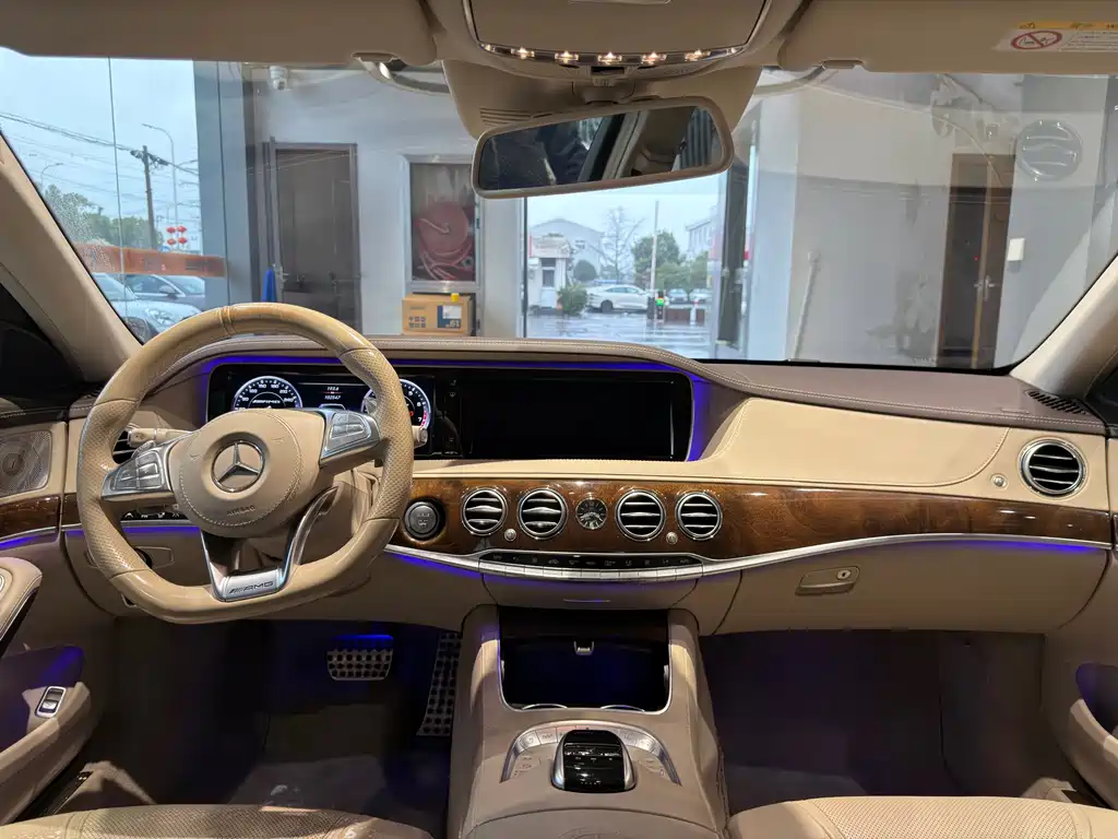 MERCEDES-BENZ S CLASS AMG