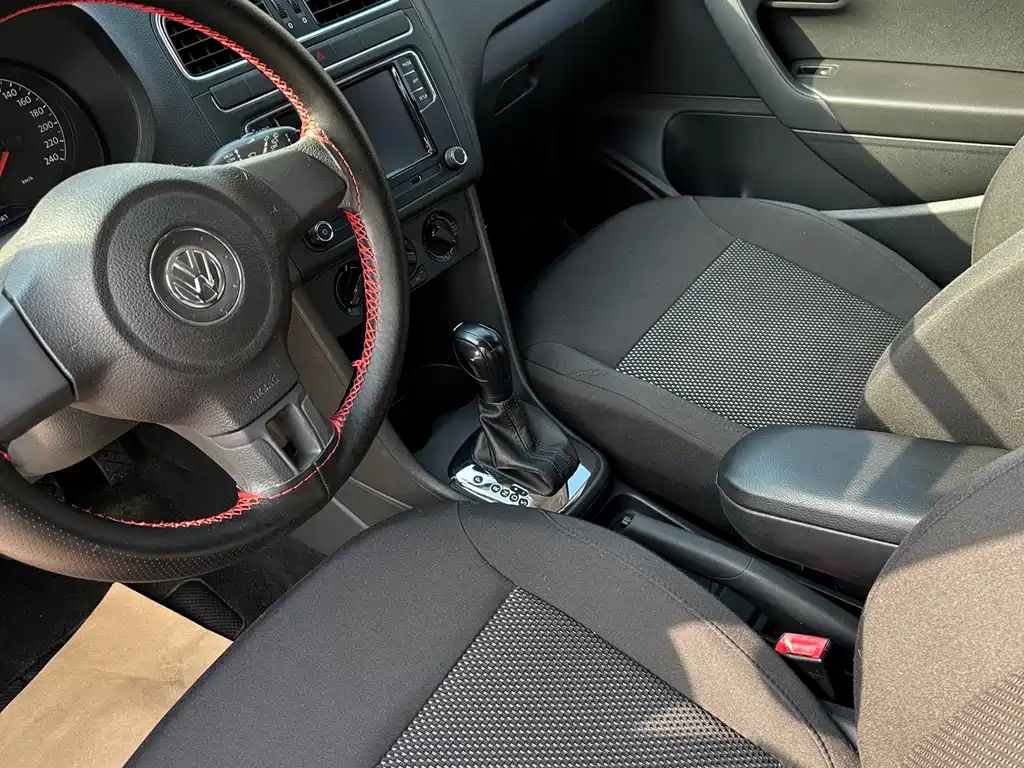 Volkswagen Polo — миниатюра 10