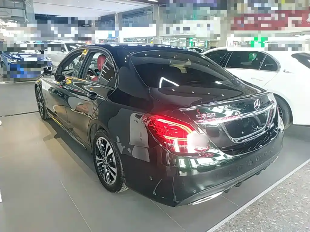 Mercedes-Benz C-Class — миниатюра 5
