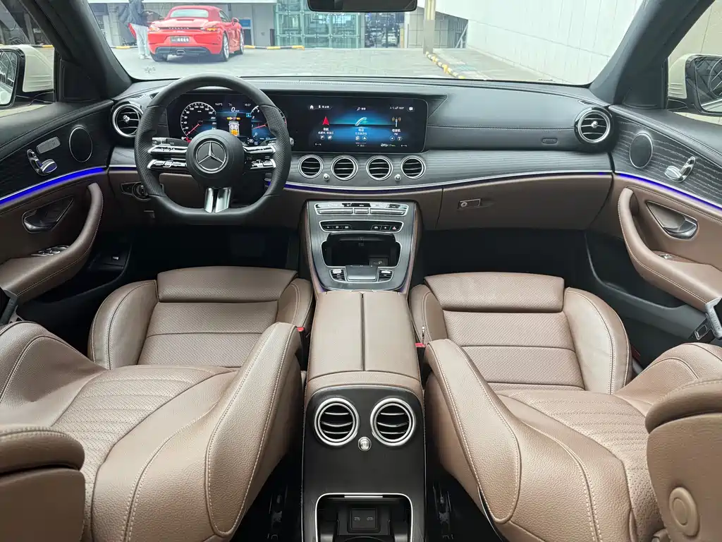 MERCEDES-BENZ E CLASS