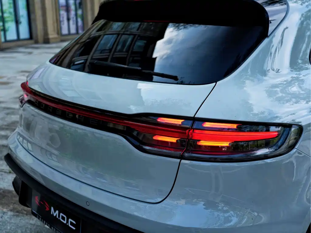 Porsche Macan — миниатюра 6