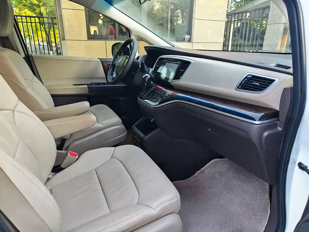 Honda Odyssey — миниатюра 9