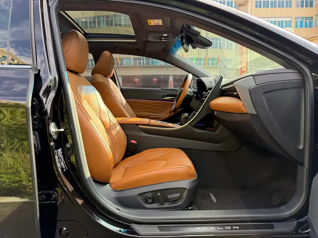 Toyota Avalon — миниатюра 21
