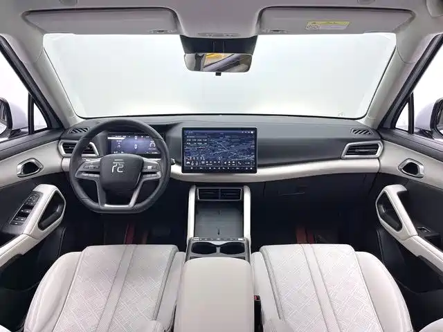 BYD Yuan UP — миниатюра 8