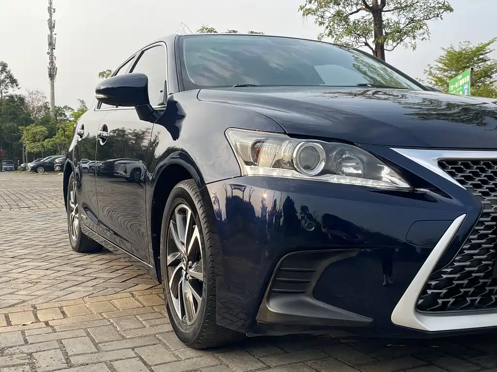 LEXUS CT