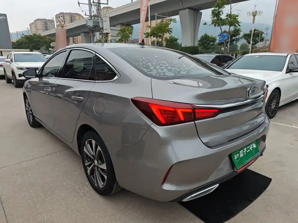 Changan Eado — миниатюра 5