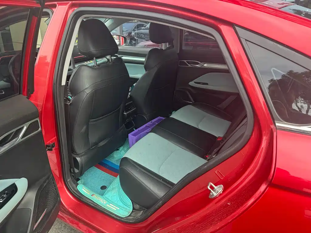 Geely Emgrand L — миниатюра 5